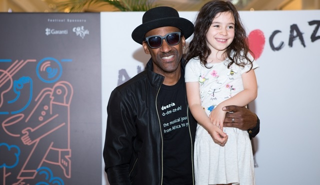 Marcus Miller,  hayranlarıyla imza gününde bir araya geldi!