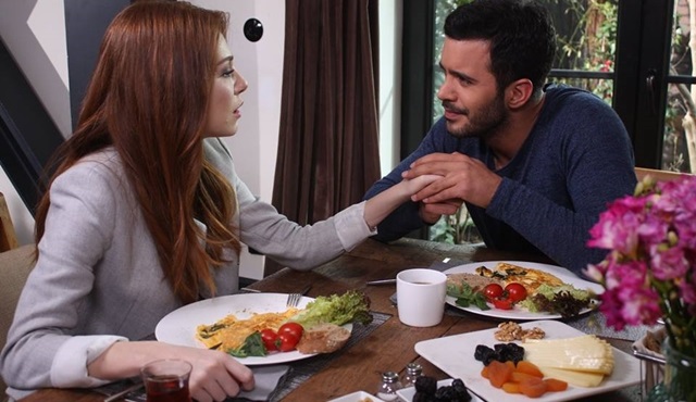 Kiralık Aşk: Bir lokmada iki mutlu insan