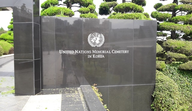 Güney Kore'yi okumaya doyamayan ve merak edenler: Birleşin!