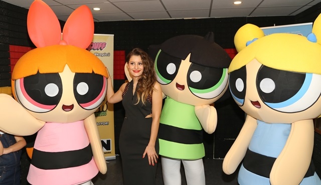 Atiye, PowerPuff Girls’ün jenerik müziğini seslendirdi!