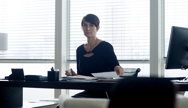 Jessica Jones dizisinden yeni fotoğraflar geldi