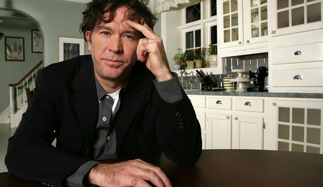 Timothy Hutton, Netflix dizisi The Haunting Of Hill House'un kadrosuna dahil oldu