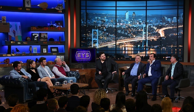 Eser Yenenler Show'a bu hafta Hababam Sınıfı Yeniden ekibi konuk oluyor!