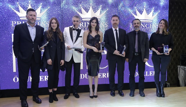 NTC Medya’ya Moon Life Dergisi'nden dört ödül birden geldi!