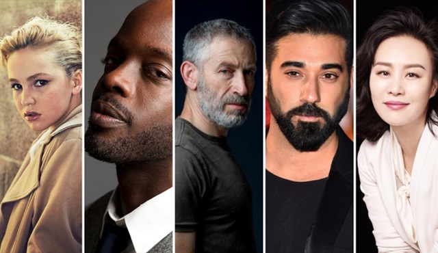 Netflix'in yeni uzay draması Away'in kadrosu genişliyor