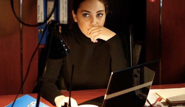 Öykü Karayel geri döndü..