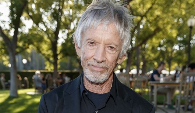 Scott Glenn, Stephen King'in romanlarından uyarlanan Castle Rock dizisine katıldı