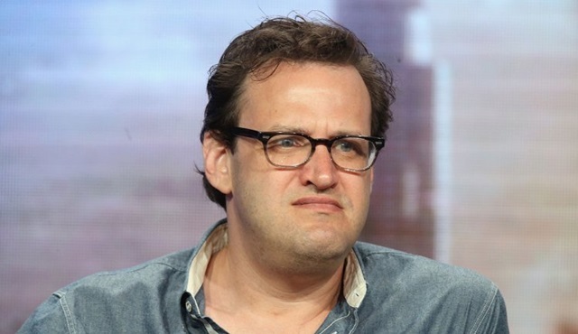 Arrow evrenindeki dizilerin baş yapımcısı Andrew Kreisberg kovuldu