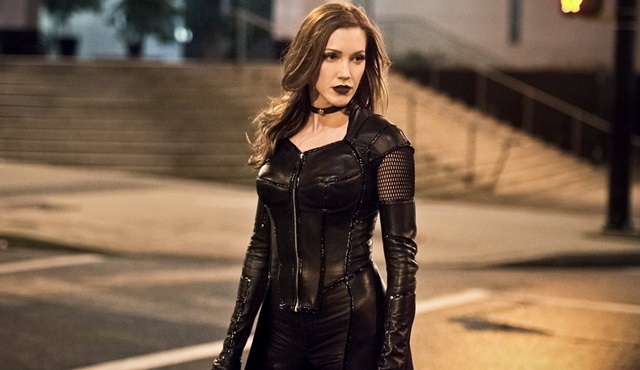 Katie Cassidy Arrow dizisine geri dönüyor!