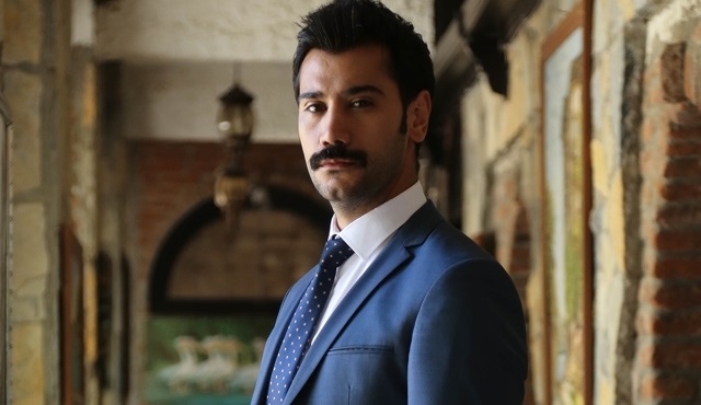 İsimsizler’in Kaymakamı Uğur Güneş’e ödül!