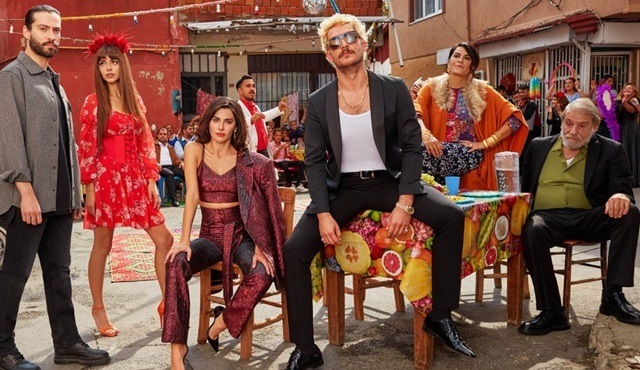 Kim Kimdir: Üç Kuruş