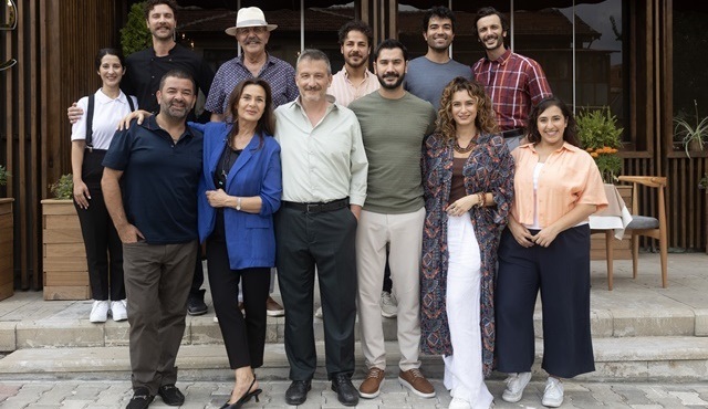 Aşk ve Yemek filminin setinden ilk kareler yayınlandı!