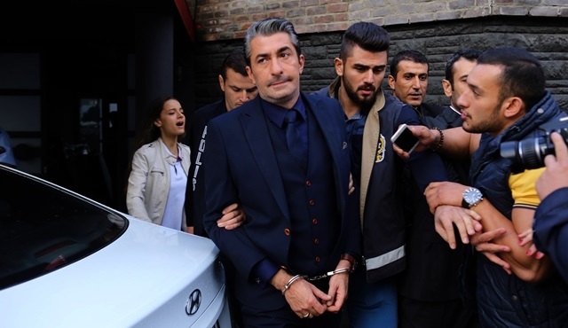 Paramparça: Hazal’s lie crushes Gülseren