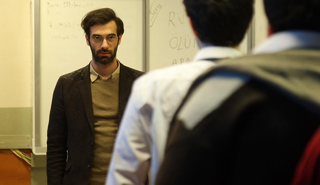 Yeni uyarlama dizi Öğretmen'den ilk tanıtım yayınlandı