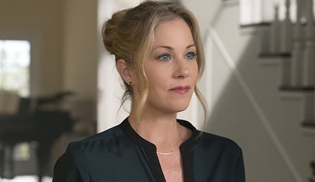 Netflix'in yeni dizisi Dead to Me 3 Mayıs'ta başlıyor