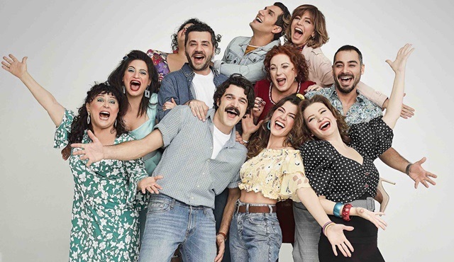İzmir’in Kızları müzikli oyununun afişi yayınlandı!