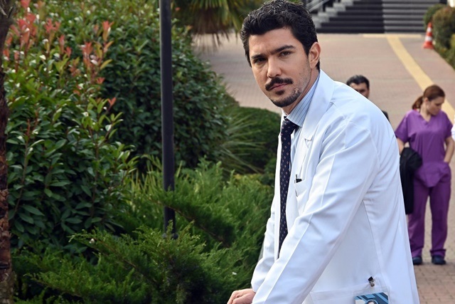 Setten İlk Kareler
