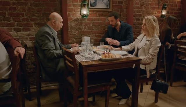 Kuzgun: İstemem yan cebime at