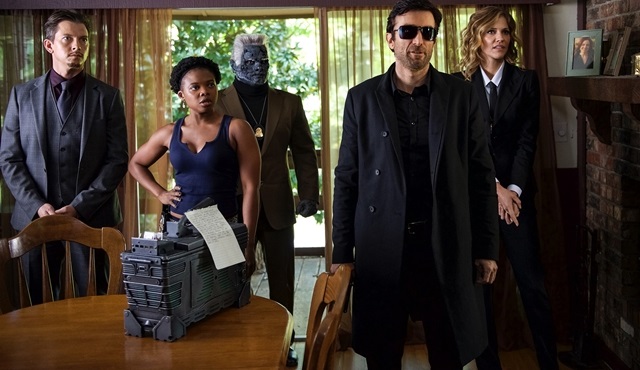 “Powers” 2. sezon bölümleri TV’de İlk Kez D-Smart’ta!