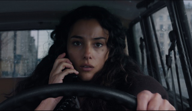 Cansu Tosun'un rol aldığı Anna filminden ilk kareleri yayınlandı!