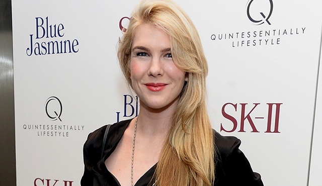 Lily Rabe, Wizard of Lies'in oyuncu kadrosuna katıldı