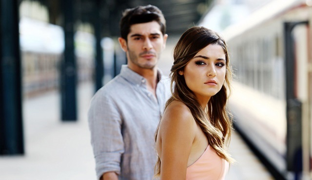 Aşk Laftan Anlamaz | Murat gets ready for his impending wedding 