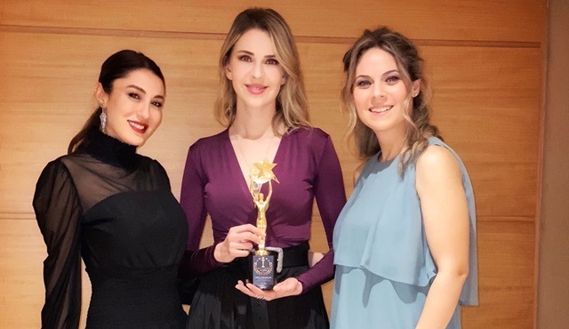 Arka Sokaklar, En Uzun Soluklu TV Dizisi ödülünü aldı!