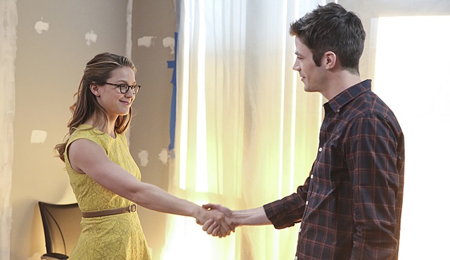 Supergirl ve The Flash ortak bölümünden ilk tanıtım geldi