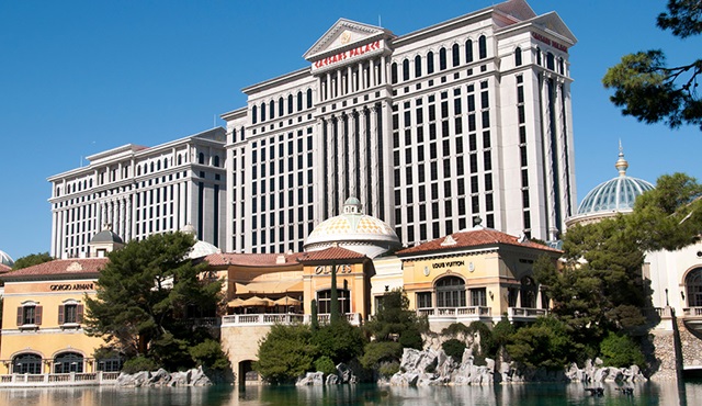 Lüks Otellerin Sırları'nı izlemek için 10 neden