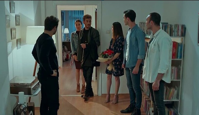 Derdi ayrı güzel, dert çektiren ayrı güzel…