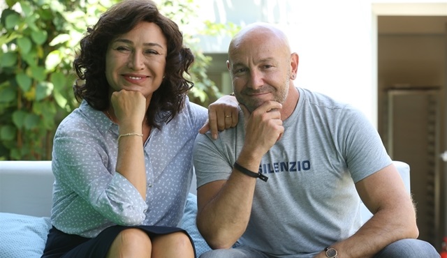 Demet Akbağ ve Çağan Irmak Beyaz Show'da!