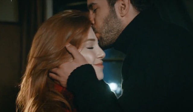Ömer’in hayatının aydınlık tarafı: Defne!