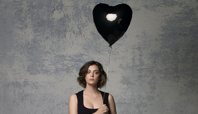 Crazy Ex-Girlfriend 3. sezonuyla ekranlara dönüyor!