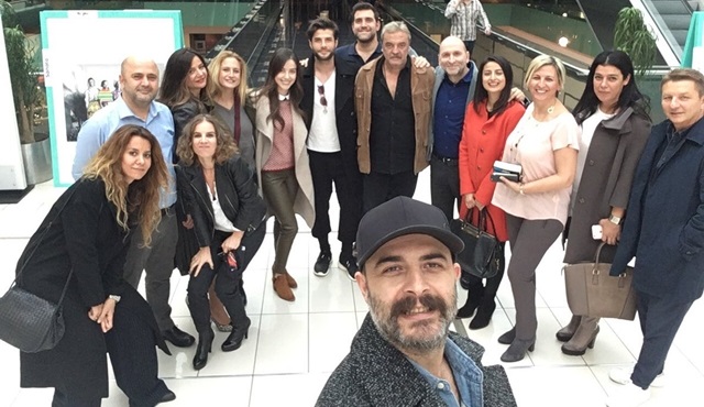 Mesut Akusta, Yıldızların Altında kadrosunda!