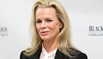 Kim Basinger, Fifty Shades Darker kadrosuna katıldı