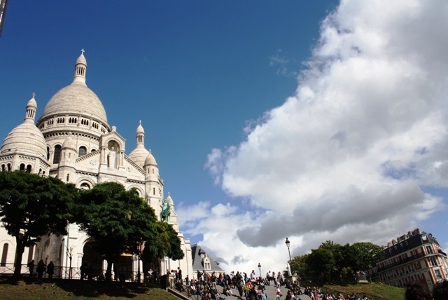 Çok Gezenti - Paris
