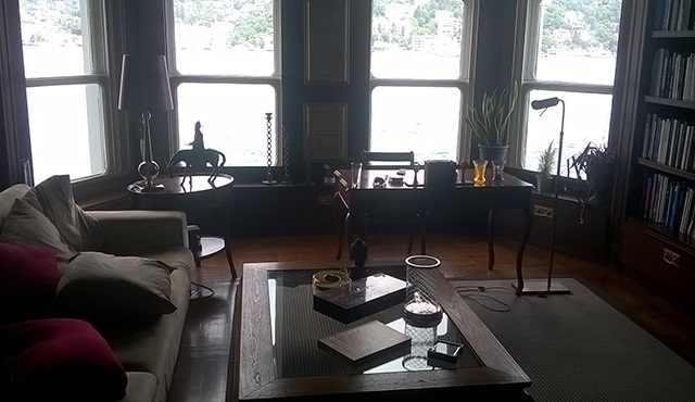 Yalı