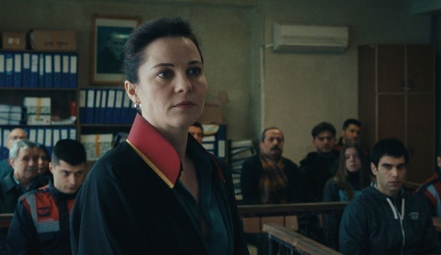 Selman Nacar'ın yeni filmi Tereddüt Çizgisi'nin tanıtımı yayınlandı