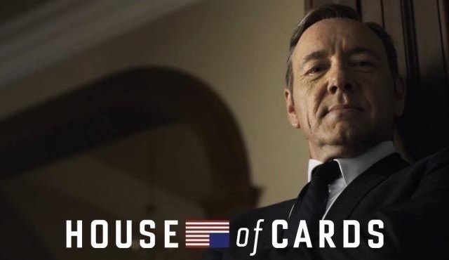 House of Cards'ta olsaydın kimin partisinde yer alırdın?