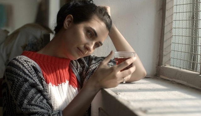 Kara Para Aşk'ta Elif parmaklıklar ardında!