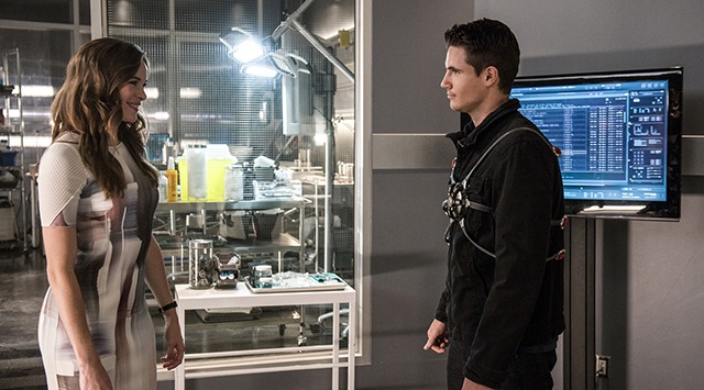The Flash: 2. sezondan ilk fotoğraflar