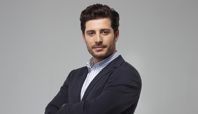 Ali Yağcı, Her Yerde Sen dizisinde Burak Yangel karakterine hayat verecek!