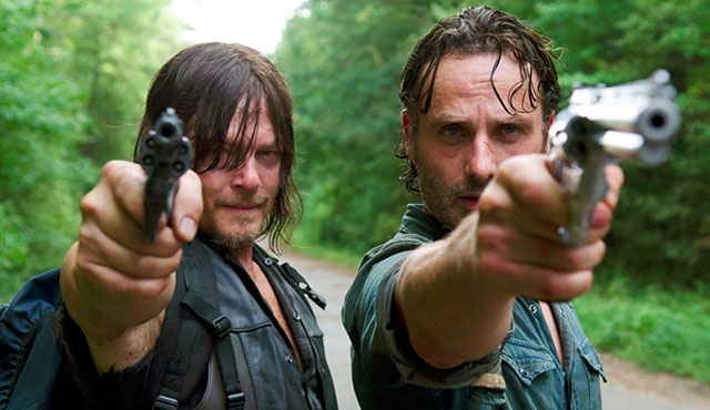 The Walking Dead, 6. sezonu uzun bir bölümle kapatacak