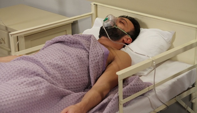 Seksenler: Ergun Plak is in the hospital!