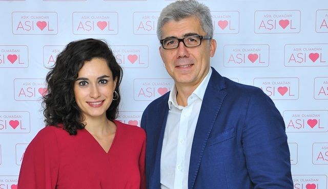 Hande Doğandemir ve Prof. Dr. Mete Güngör, ''Aşık Olmadan Aşı Ol'' projesini anlattılar!