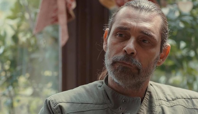Erdal Beşikçioğlu, Adı Efsane dizisinden ayrılıyor!