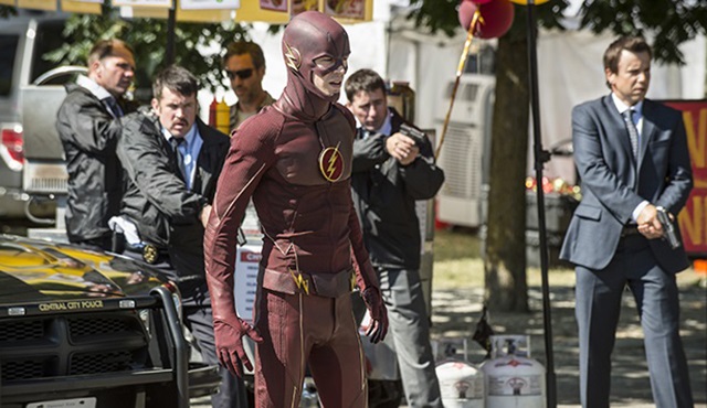 The Flash: 2 tanıtım 1 poster bir arada geldi