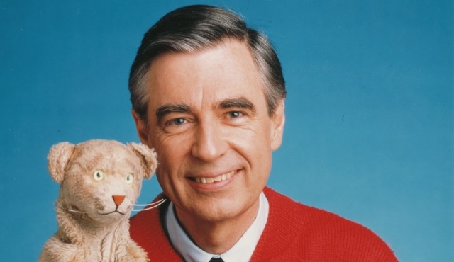Tom Hanks’in Fred Rogers’ı canlandırdığı filmden ilk görsel yayınlandı