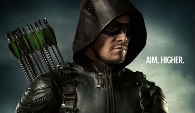 Arrow'dan iki tanıtım birden geldi