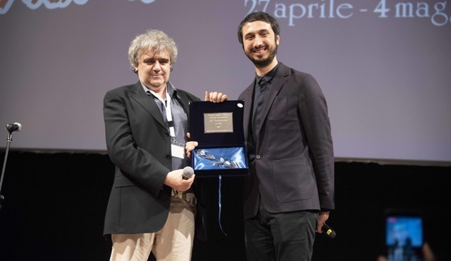Ali Vatansever, Bari Uluslararası Film Festivali’nde En İyi Yönetmen Ödülü’nü kazandı!